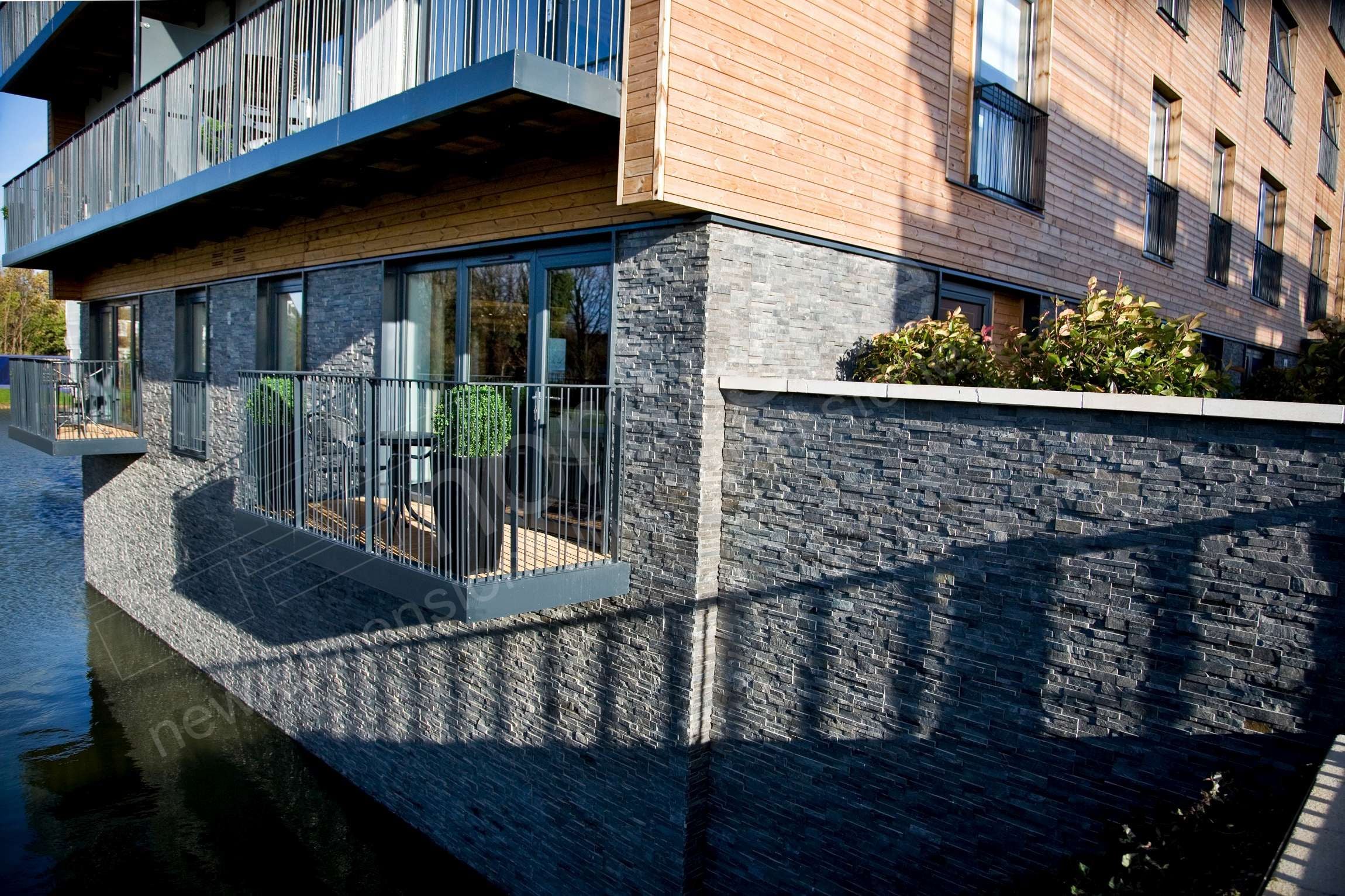Exteriors Image -5c82668eb92d4